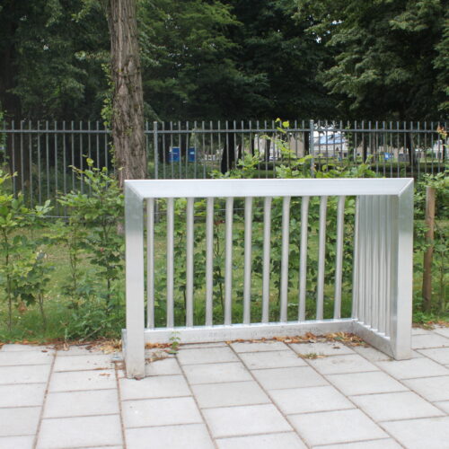 Antivandalisme doel 1.2 x 0.8m 11 Antivandalisme doel 1,2 × 0,8 meter van aluminium voor openbare ruimte